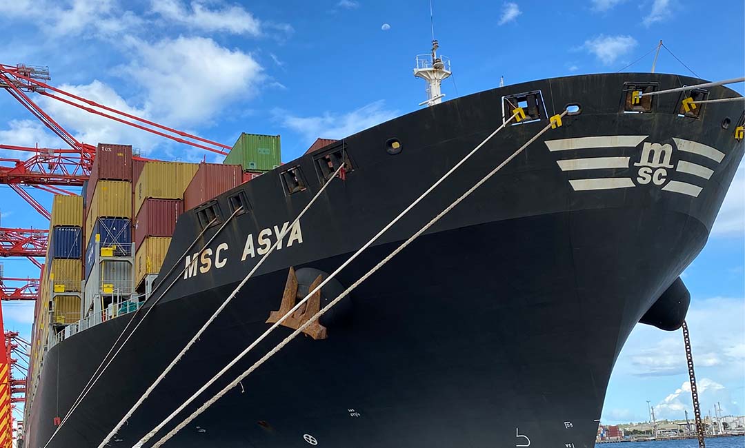 Teamwork and innovative technology see a record-breaking berth at Port Botany