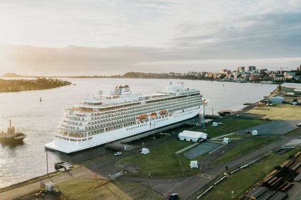 Cruise Ship entering Newcastle Harbour