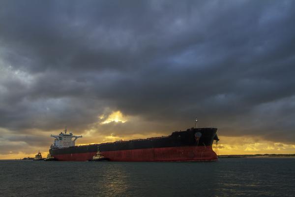 Navigating Newcastle Harbour safely during flooding events