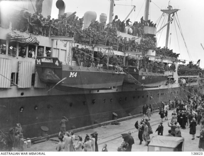 HMAS Manoora