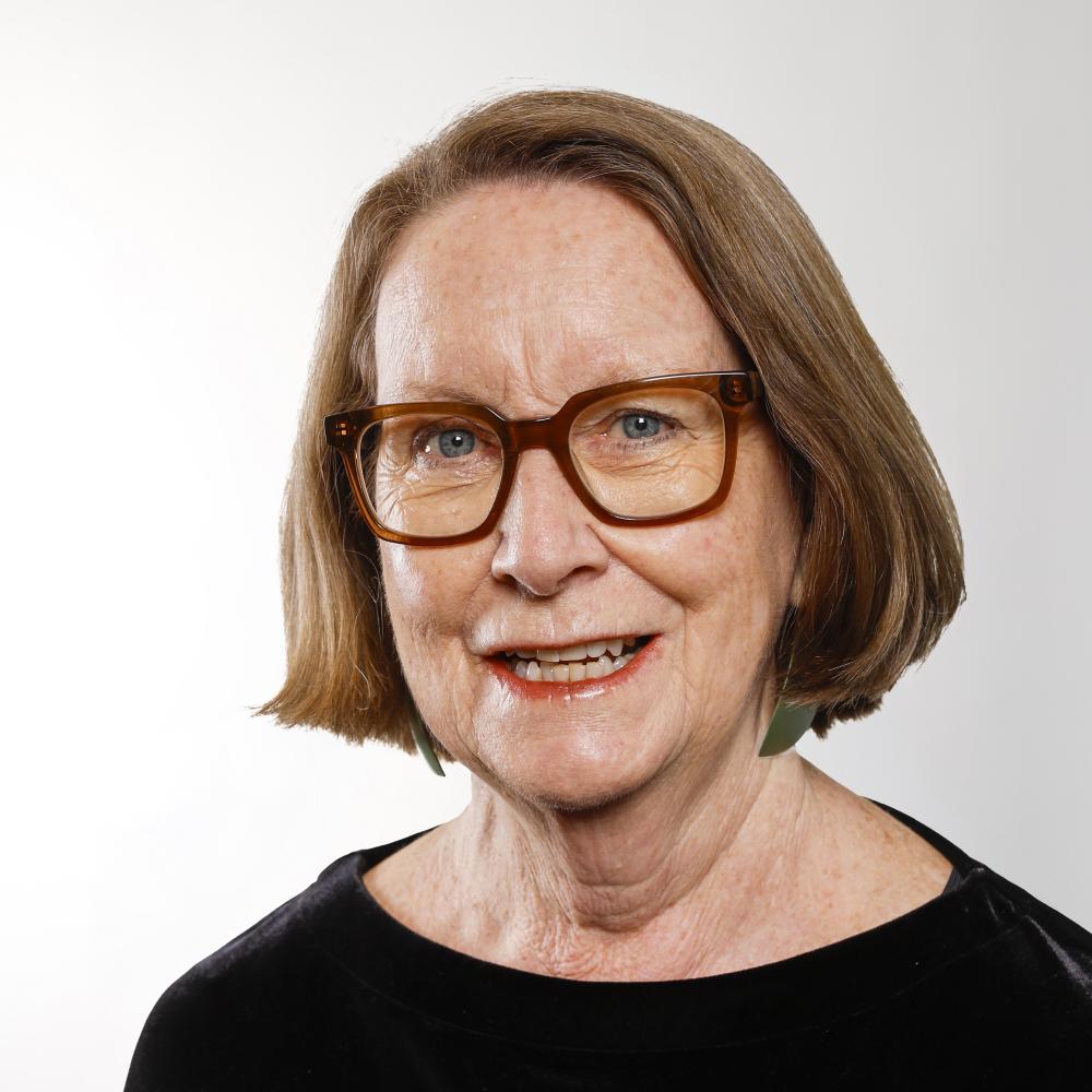 Dr Deborah Dearing