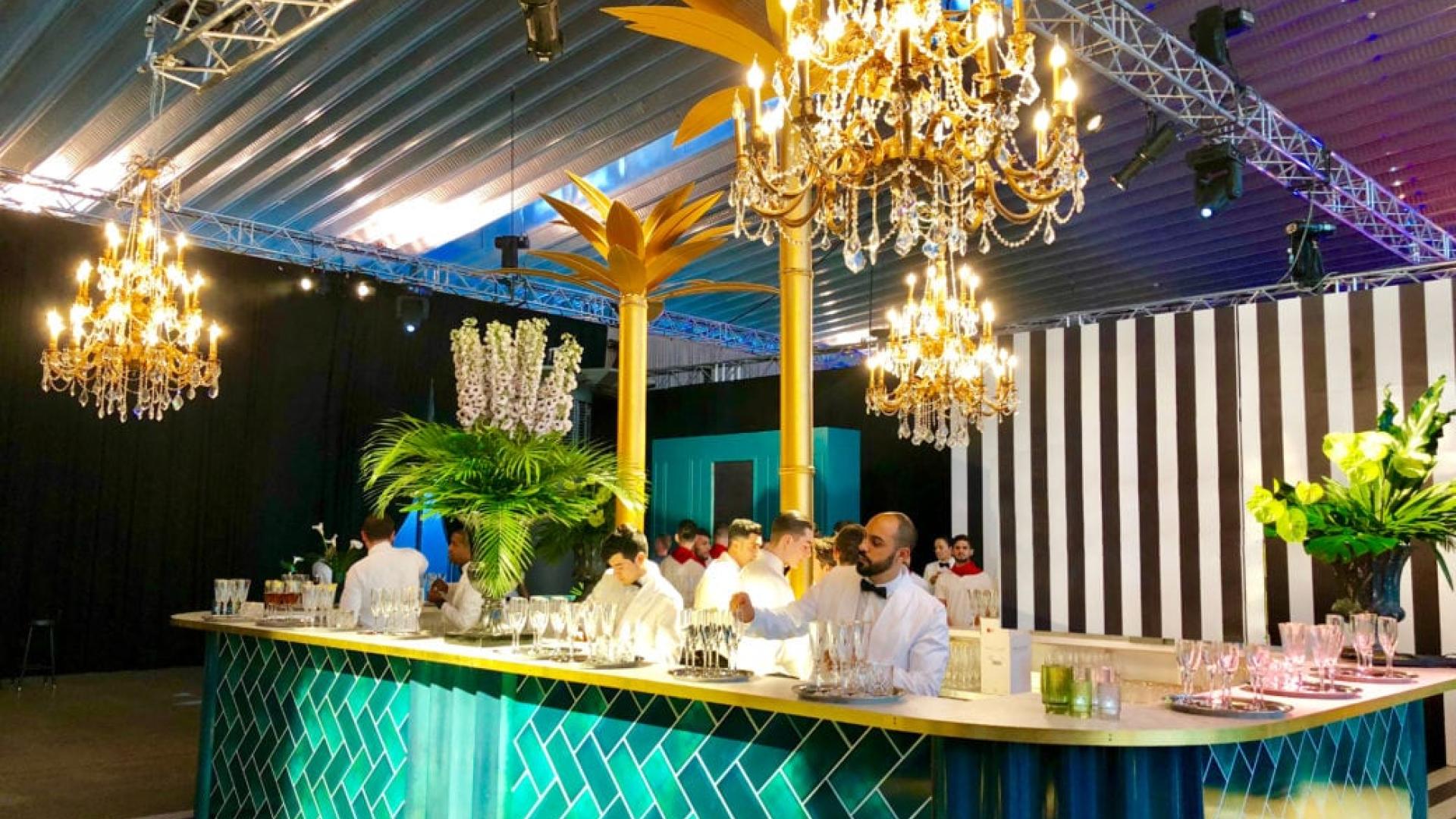 White Bay Cruise terminal event bar
