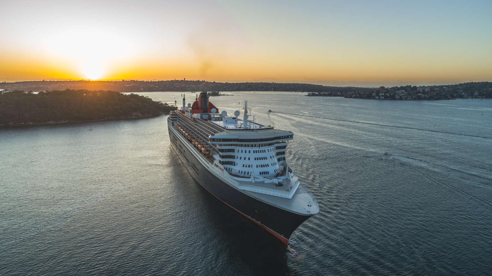 Queen Mary 2 entering Sydney Harbour at sunrise